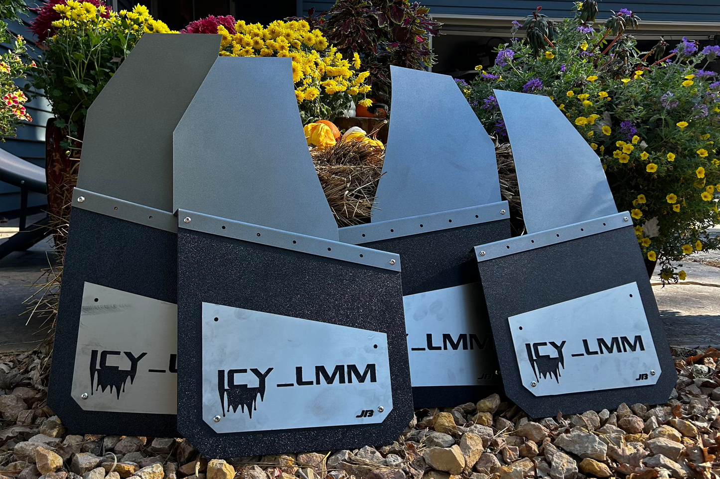 14in Universal Kickback Mudflaps- Full Set