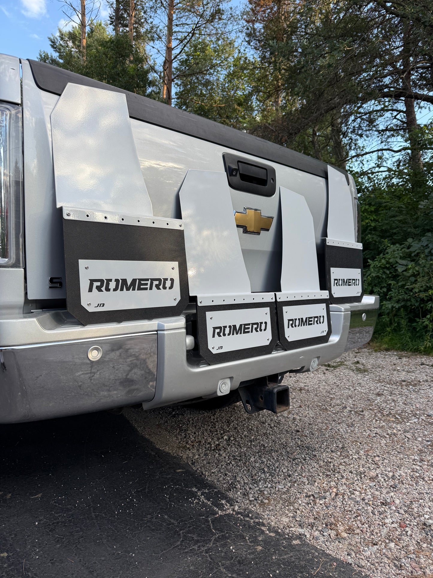 13in 2020+ Chevy/GMC Kickback Mudflaps- Full Set