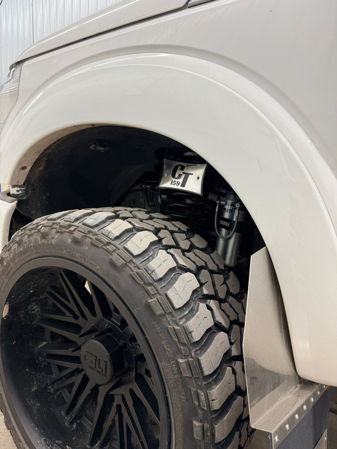 05-26  F250/F350 Ford Coil Plates